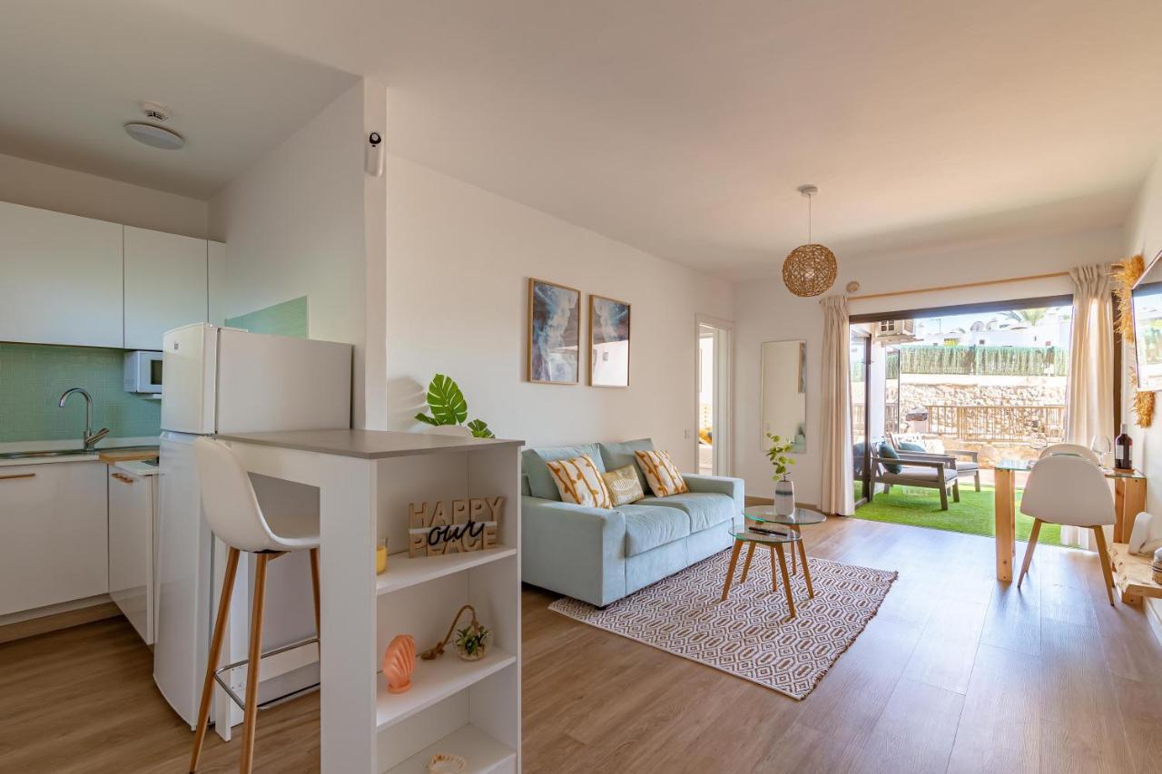 Beach House Playa Del Ingles San Bartolomé المظهر الخارجي الصورة